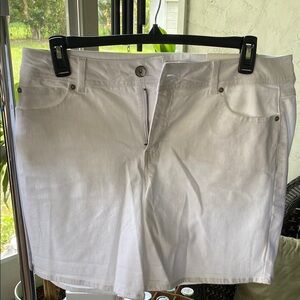 Cato White Skorts Versatile Summer Essential